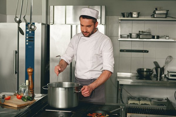 Découvrez des cuisines équipées avec électroménager pas cher